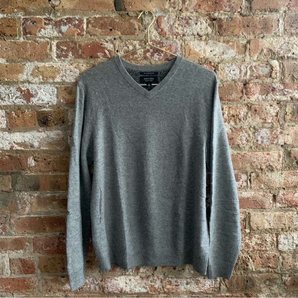 Nordstrom Men’s Shop Cashmere V-Neck Sweater - Grey